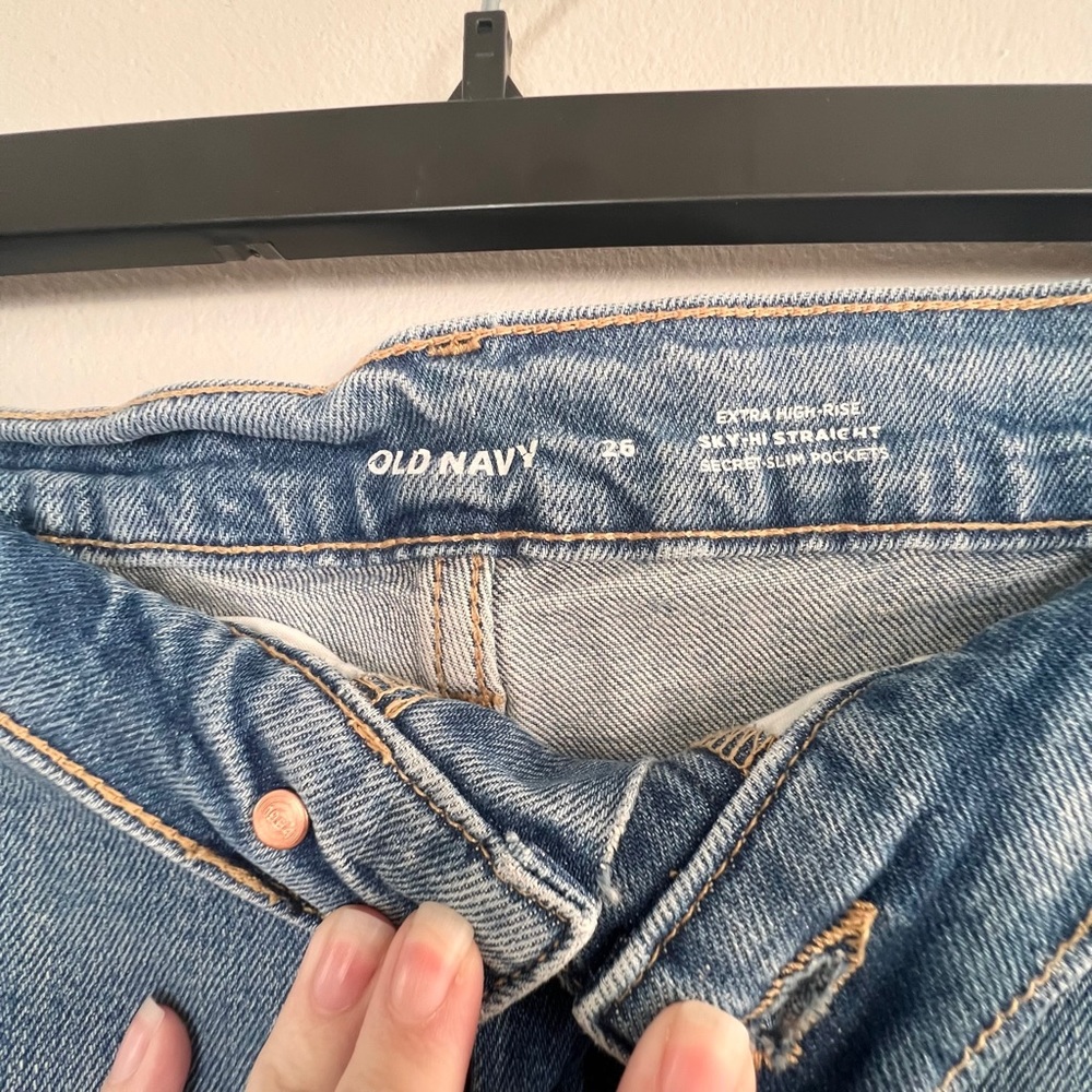 Old Navy Jeans Extra High Rise Sky Hi Straight Secret Slim Pockets Size 26 - Picture 6 of 12